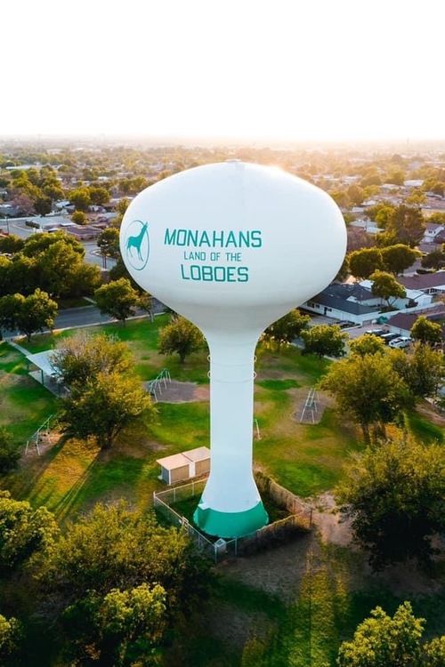 monahans-water-tower