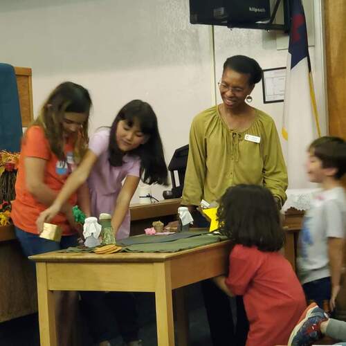 Felicia helps kids tell the story