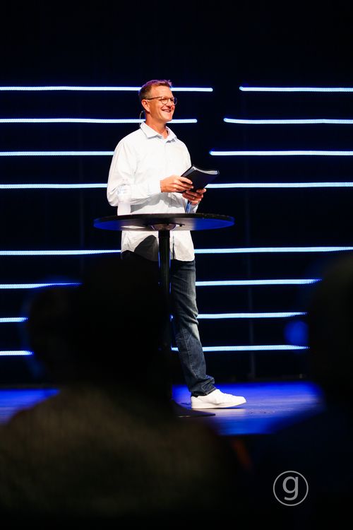 Pastor Jonathan Howes