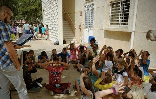 Link to Serve in the World page