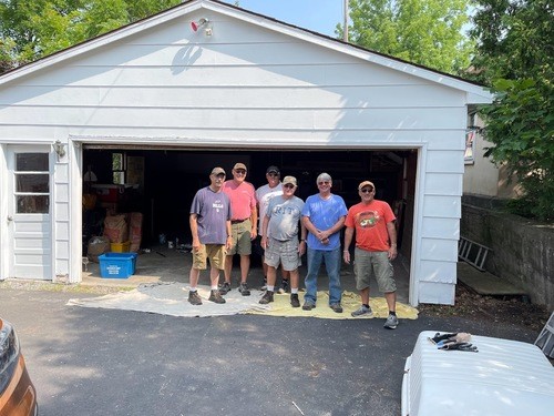 men's small group painting