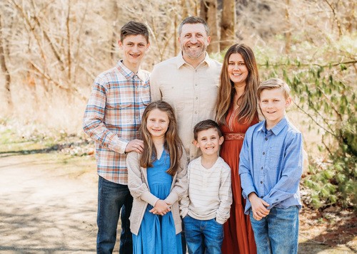 Pastor Ryan & Joy at A Fresh Wind Church in Elyria, Ohio | 45155 Telegraph Rd. Elyria, Ohio 44035