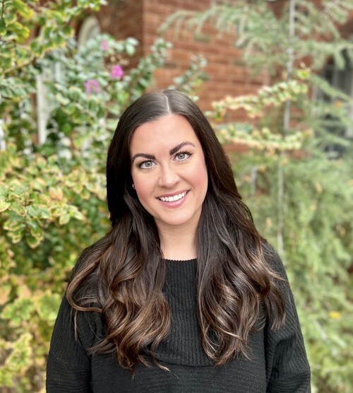 headshot of Callie Stephens, School Program Specialist at Peaceful Family Oklahoma