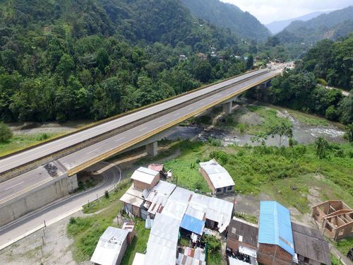 Viaducto Base Militar