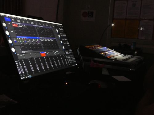 Light and sound desk